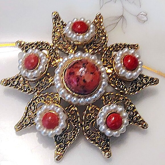 Vtg Faux Coral Pearls Starburst Brooch Gold Tone Atomic - Picture 5 of 5
